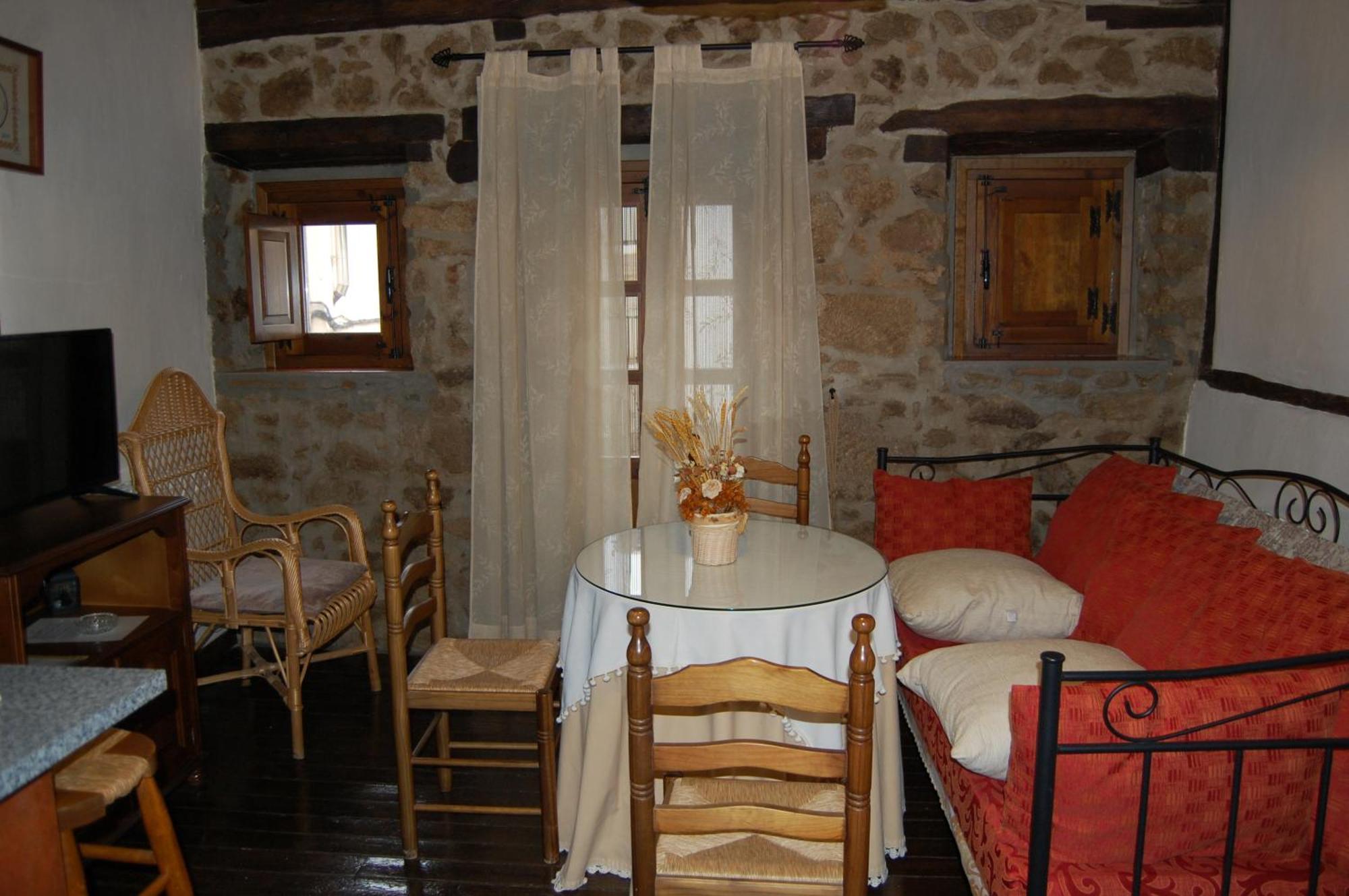 Apartamentos Rurales Tia Josefa Tornavacas Esterno foto